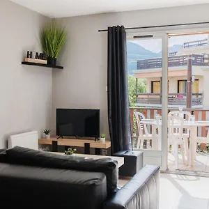 Hébergement de vacances Charmante Maison Contemporaine Idéalement Située, Embrun